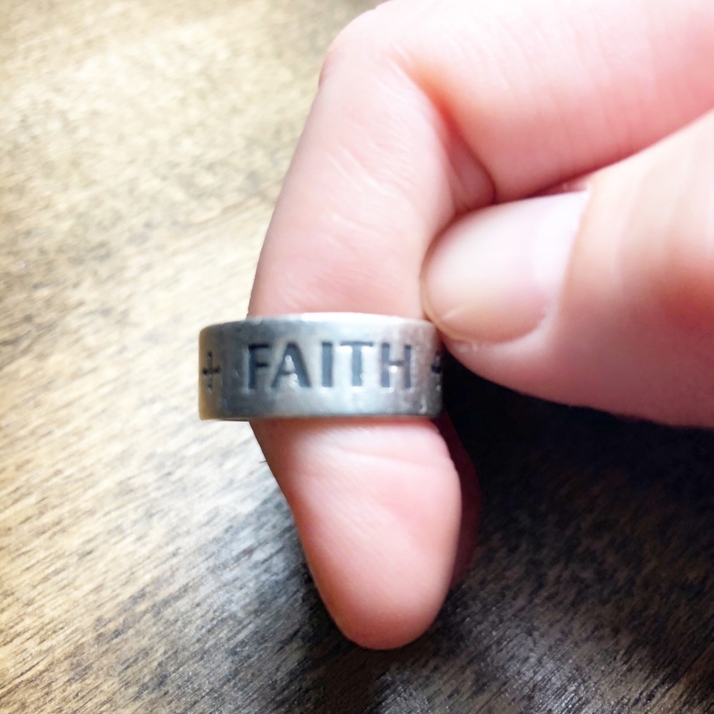 🛑SOLD🛑Retired James Avery Faith, Hope, Love ring